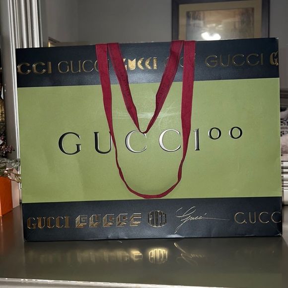 𝅺gucci shopping bag - Picture 1 of 5
